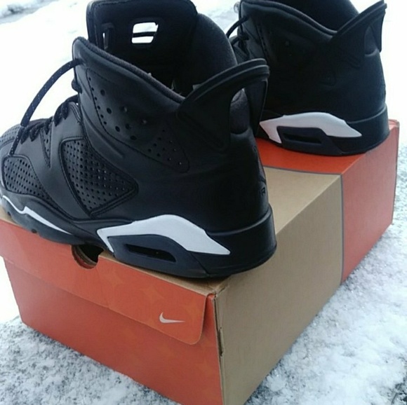 Black Cat 6s Size 8 - Picture 5 of 5